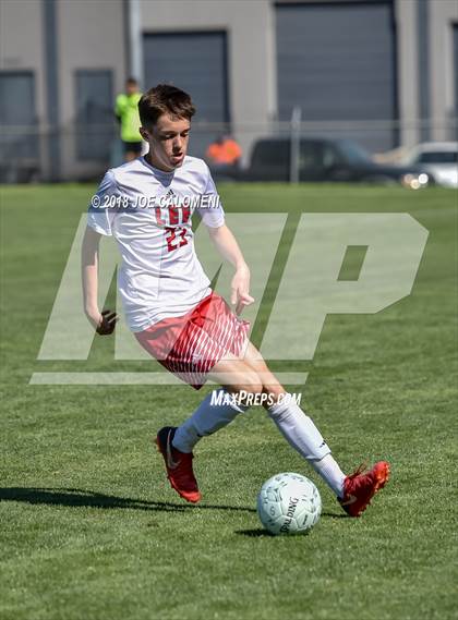 Thumbnail 2 in Lee [Robert E.] vs Reagan [Ronald] (Class 6A Region 4 Final) photogallery.
