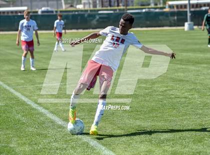 Thumbnail 2 in Lee [Robert E.] vs Reagan [Ronald] (Class 6A Region 4 Final) photogallery.