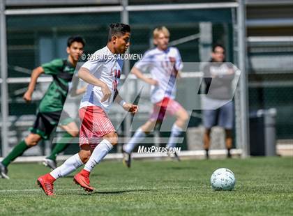 Thumbnail 1 in Lee [Robert E.] vs Reagan [Ronald] (Class 6A Region 4 Final) photogallery.