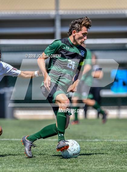 Thumbnail 1 in Lee [Robert E.] vs Reagan [Ronald] (Class 6A Region 4 Final) photogallery.