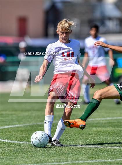Thumbnail 1 in Lee [Robert E.] vs Reagan [Ronald] (Class 6A Region 4 Final) photogallery.