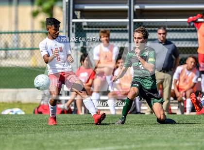 Thumbnail 1 in Lee [Robert E.] vs Reagan [Ronald] (Class 6A Region 4 Final) photogallery.