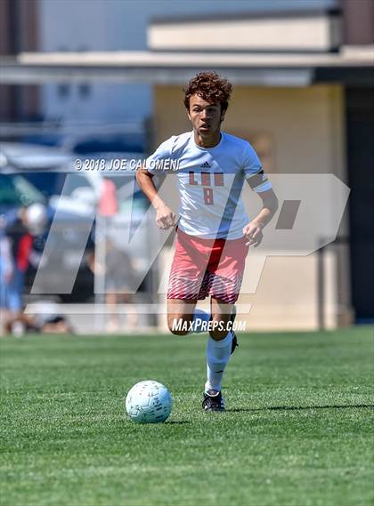 Thumbnail 1 in Lee [Robert E.] vs Reagan [Ronald] (Class 6A Region 4 Final) photogallery.
