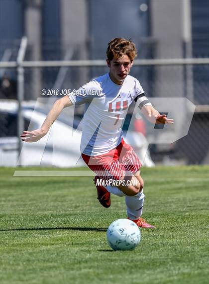 Thumbnail 2 in Lee [Robert E.] vs Reagan [Ronald] (Class 6A Region 4 Final) photogallery.