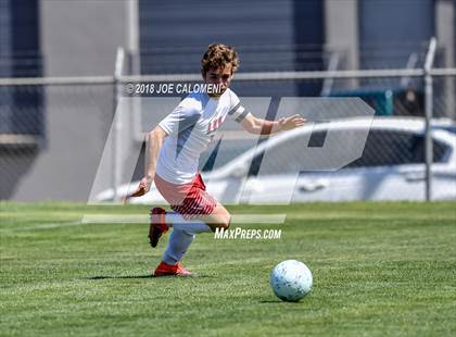 Thumbnail 3 in Lee [Robert E.] vs Reagan [Ronald] (Class 6A Region 4 Final) photogallery.