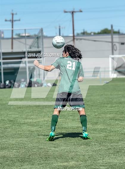 Thumbnail 1 in Lee [Robert E.] vs Reagan [Ronald] (Class 6A Region 4 Final) photogallery.