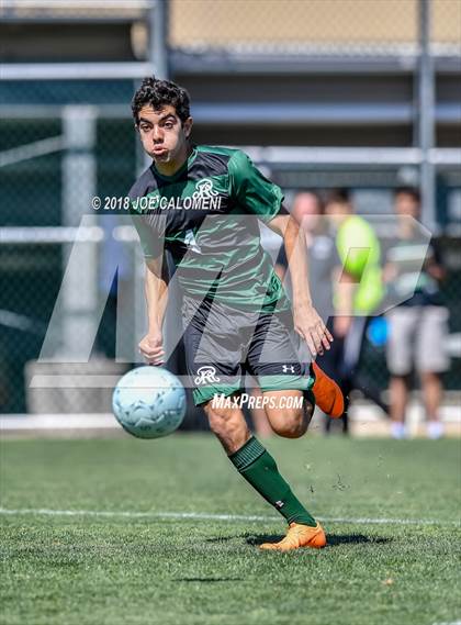 Thumbnail 1 in Lee [Robert E.] vs Reagan [Ronald] (Class 6A Region 4 Final) photogallery.