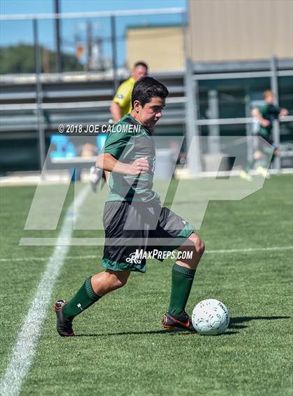 Thumbnail 1 in Lee [Robert E.] vs Reagan [Ronald] (Class 6A Region 4 Final) photogallery.