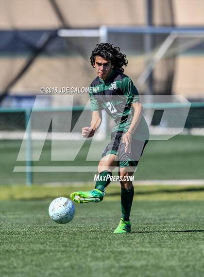Thumbnail 1 in Lee [Robert E.] vs Reagan [Ronald] (Class 6A Region 4 Final) photogallery.