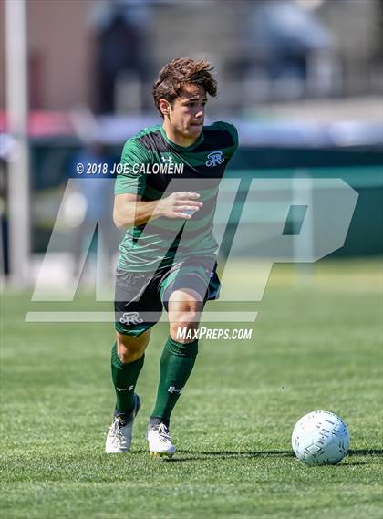 Thumbnail 3 in Lee [Robert E.] vs Reagan [Ronald] (Class 6A Region 4 Final) photogallery.