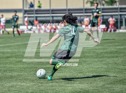 Thumbnail 3 in Lee [Robert E.] vs Reagan [Ronald] (Class 6A Region 4 Final) photogallery.