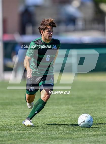 Thumbnail 1 in Lee [Robert E.] vs Reagan [Ronald] (Class 6A Region 4 Final) photogallery.