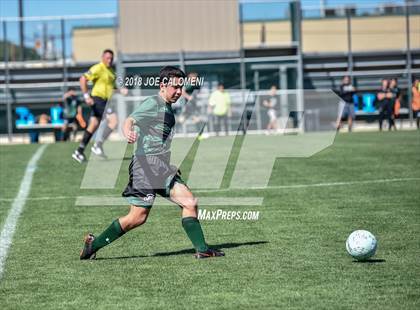 Thumbnail 2 in Lee [Robert E.] vs Reagan [Ronald] (Class 6A Region 4 Final) photogallery.