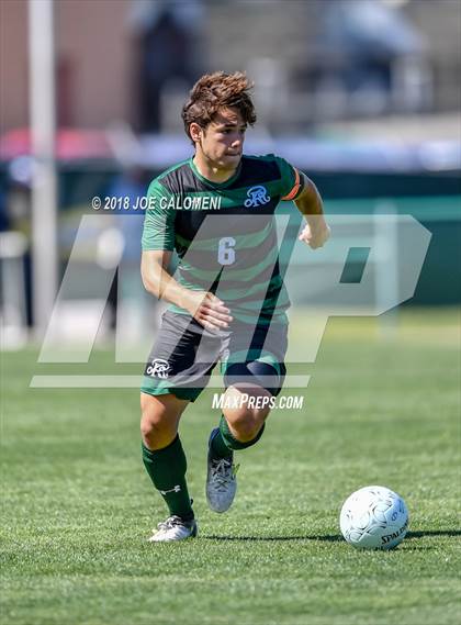 Thumbnail 2 in Lee [Robert E.] vs Reagan [Ronald] (Class 6A Region 4 Final) photogallery.