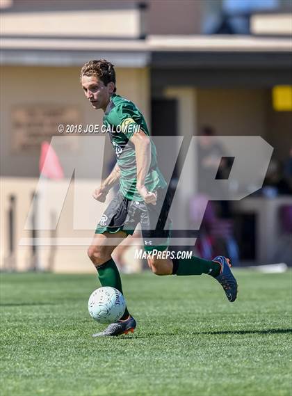 Thumbnail 3 in Lee [Robert E.] vs Reagan [Ronald] (Class 6A Region 4 Final) photogallery.