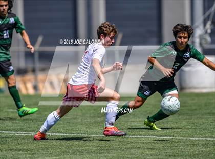 Thumbnail 1 in Lee [Robert E.] vs Reagan [Ronald] (Class 6A Region 4 Final) photogallery.