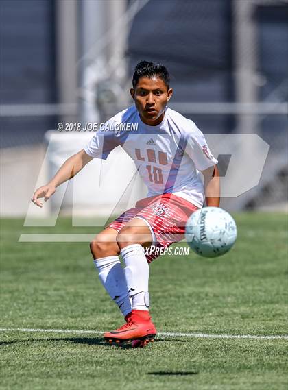 Thumbnail 1 in Lee [Robert E.] vs Reagan [Ronald] (Class 6A Region 4 Final) photogallery.