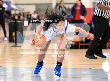 Thumbnail 1 in La Jolla Country Day vs. Willamette (Nike Tournament of Champions) photogallery.
