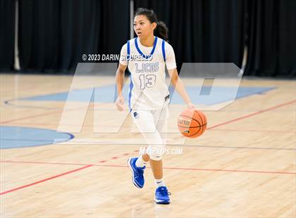 Thumbnail 2 in La Jolla Country Day vs. Willamette (Nike Tournament of Champions) photogallery.