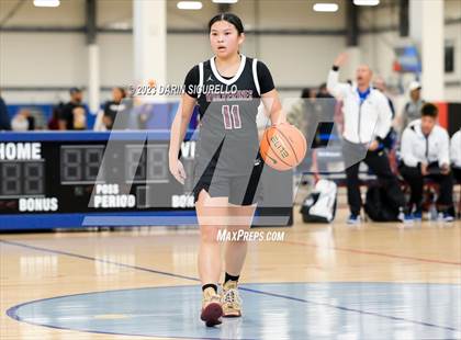 Thumbnail 3 in La Jolla Country Day vs. Willamette (Nike Tournament of Champions) photogallery.