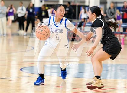 Thumbnail 2 in La Jolla Country Day vs. Willamette (Nike Tournament of Champions) photogallery.
