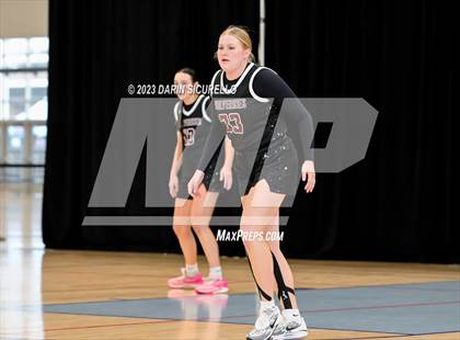 Thumbnail 1 in La Jolla Country Day vs. Willamette (Nike Tournament of Champions) photogallery.