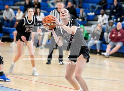 Thumbnail 1 in La Jolla Country Day vs. Willamette (Nike Tournament of Champions) photogallery.