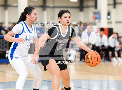 Thumbnail 1 in La Jolla Country Day vs. Willamette (Nike Tournament of Champions) photogallery.