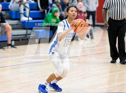 Thumbnail 2 in La Jolla Country Day vs. Willamette (Nike Tournament of Champions) photogallery.