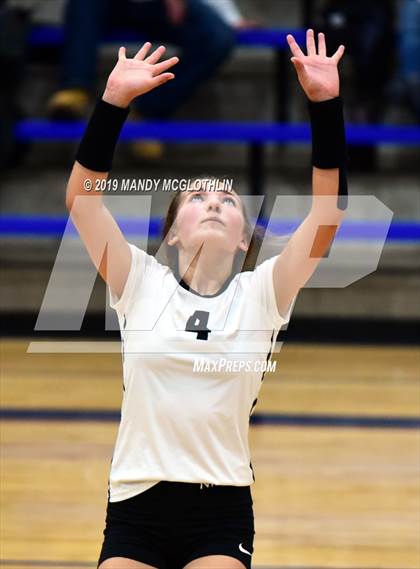 Thumbnail 1 in Illini Bluffs vs. West Prairie photogallery.