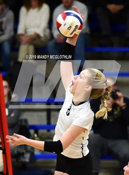 Thumbnail 1 in Illini Bluffs vs. West Prairie photogallery.