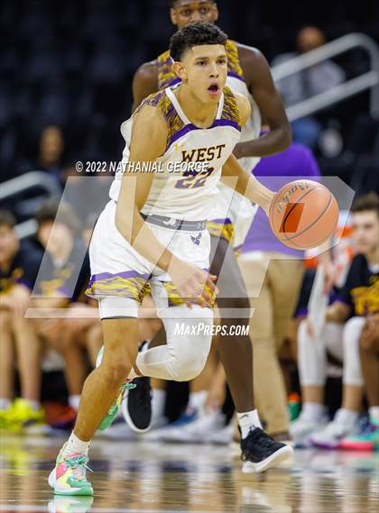 Thumbnail 1 in Bellevue West vs. Gretna (Metro Tournament) photogallery.