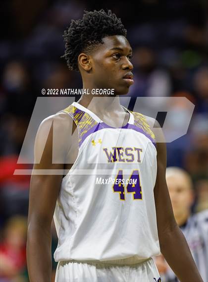 Thumbnail 3 in Bellevue West vs. Gretna (Metro Tournament) photogallery.