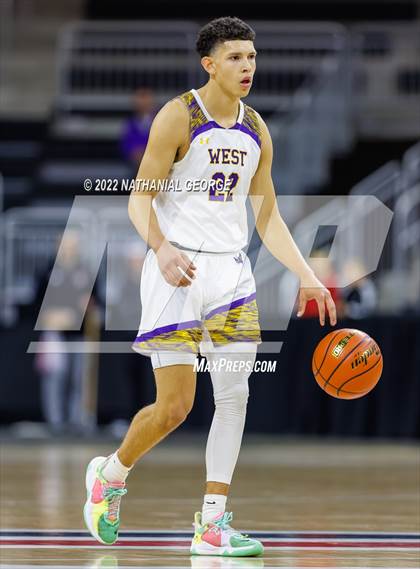 Thumbnail 1 in Bellevue West vs. Gretna (Metro Tournament) photogallery.