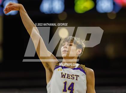 Thumbnail 3 in Bellevue West vs. Gretna (Metro Tournament) photogallery.