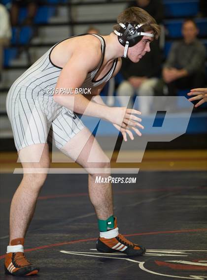 Thumbnail 3 in Westlake vs. Vandergrift photogallery.