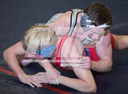 Thumbnail 1 in Westlake vs. Vandergrift photogallery.