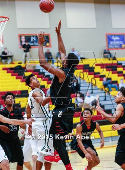 Thumbnail 3 in Basha vs Salesian (Hoophall West Invitational) photogallery.