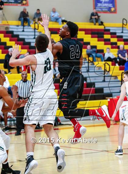 Thumbnail 3 in Basha vs Salesian (Hoophall West Invitational) photogallery.