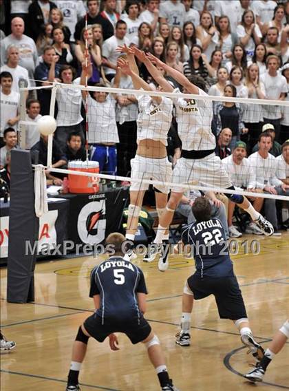 Thumbnail 2 in Mira Costa vs. Loyola (CIF SS D1 Final) photogallery.