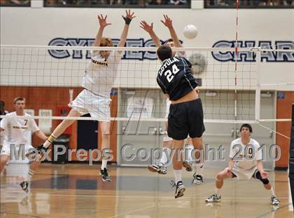 Thumbnail 2 in Mira Costa vs. Loyola (CIF SS D1 Final) photogallery.