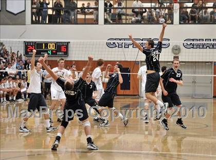 Thumbnail 2 in Mira Costa vs. Loyola (CIF SS D1 Final) photogallery.