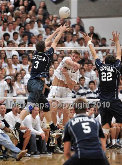 Thumbnail 2 in Mira Costa vs. Loyola (CIF SS D1 Final) photogallery.