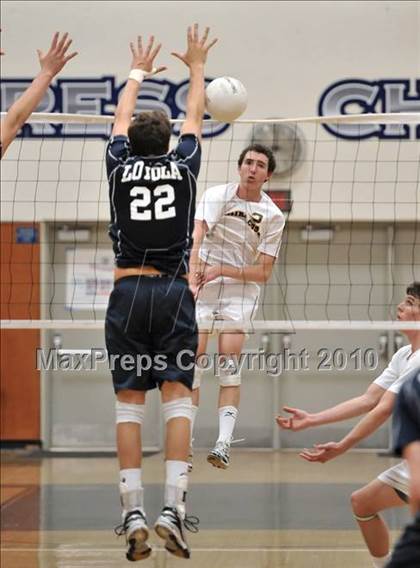 Thumbnail 2 in Mira Costa vs. Loyola (CIF SS D1 Final) photogallery.