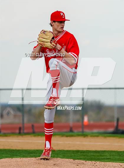 Thumbnail 1 in Regis Jesuit @ Dakota Ridge photogallery.