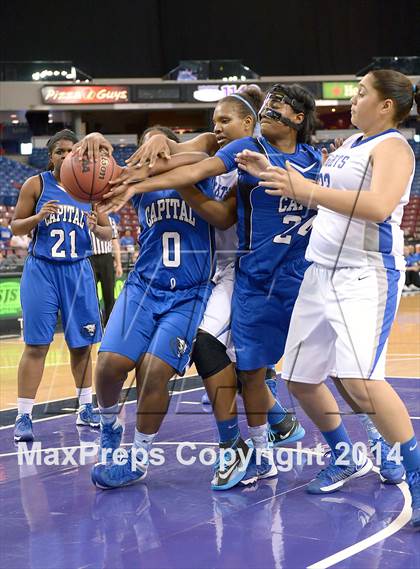 Thumbnail 3 in Capital Christian vs. Brookside Christian (CIF SJS D5 Final) photogallery.