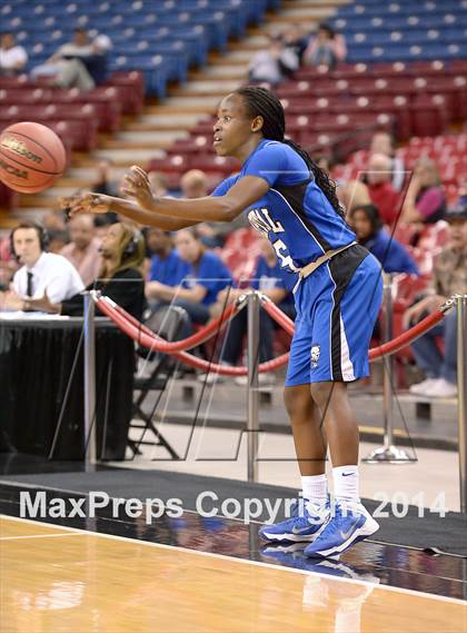 Thumbnail 3 in Capital Christian vs. Brookside Christian (CIF SJS D5 Final) photogallery.