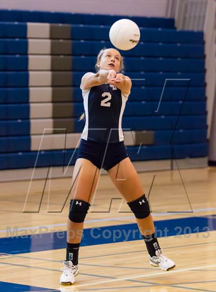 Thumbnail 3 in Yorktown vs Washington-Lee (Jr. Volleyball Brawl II) photogallery.