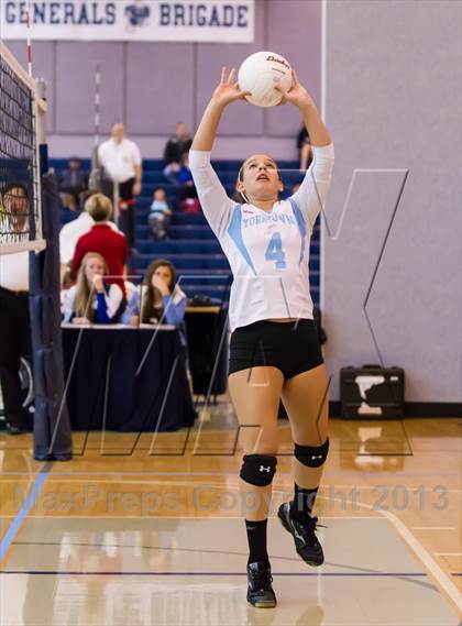 Thumbnail 2 in Yorktown vs Washington-Lee (Jr. Volleyball Brawl II) photogallery.