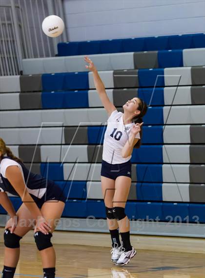 Thumbnail 1 in Yorktown vs Washington-Lee (Jr. Volleyball Brawl II) photogallery.